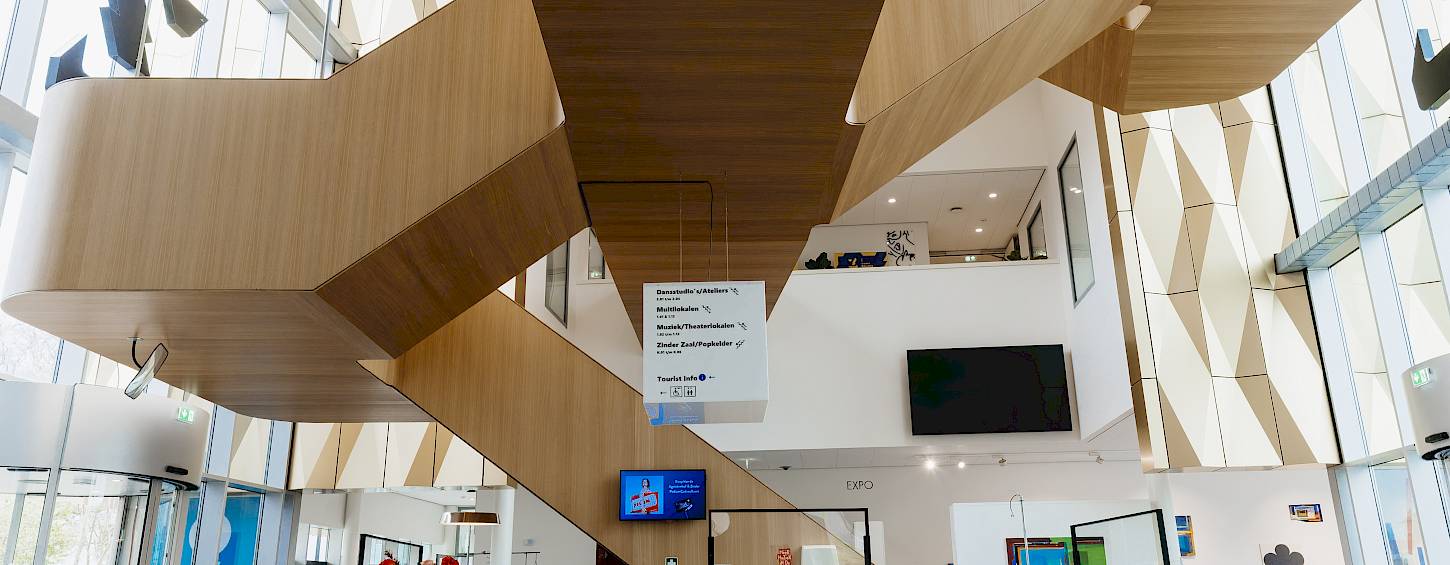 Zinder gebouw mei 2025